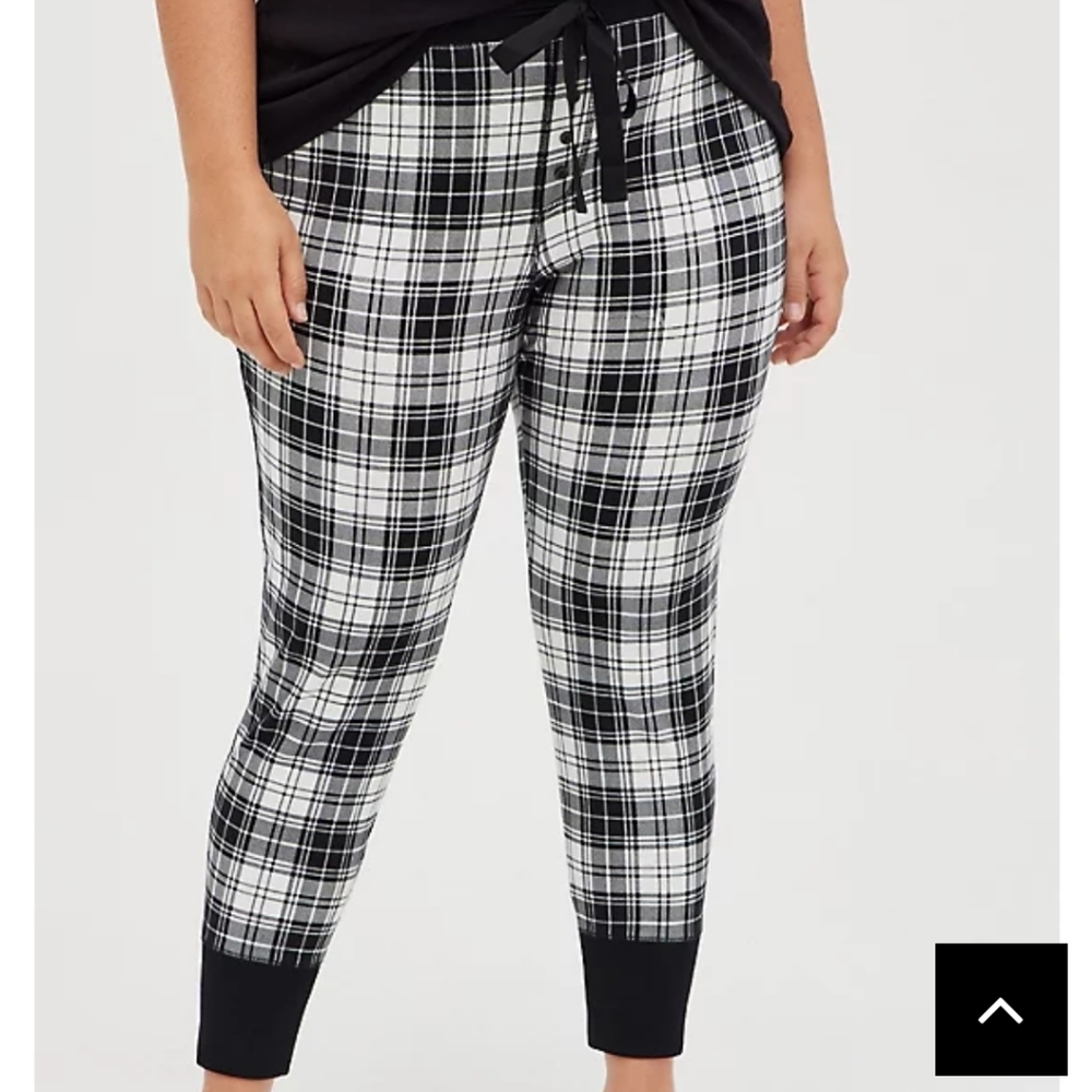 🆕 1X BLACK & WHITE PLAID SLEEP LEGGINGS